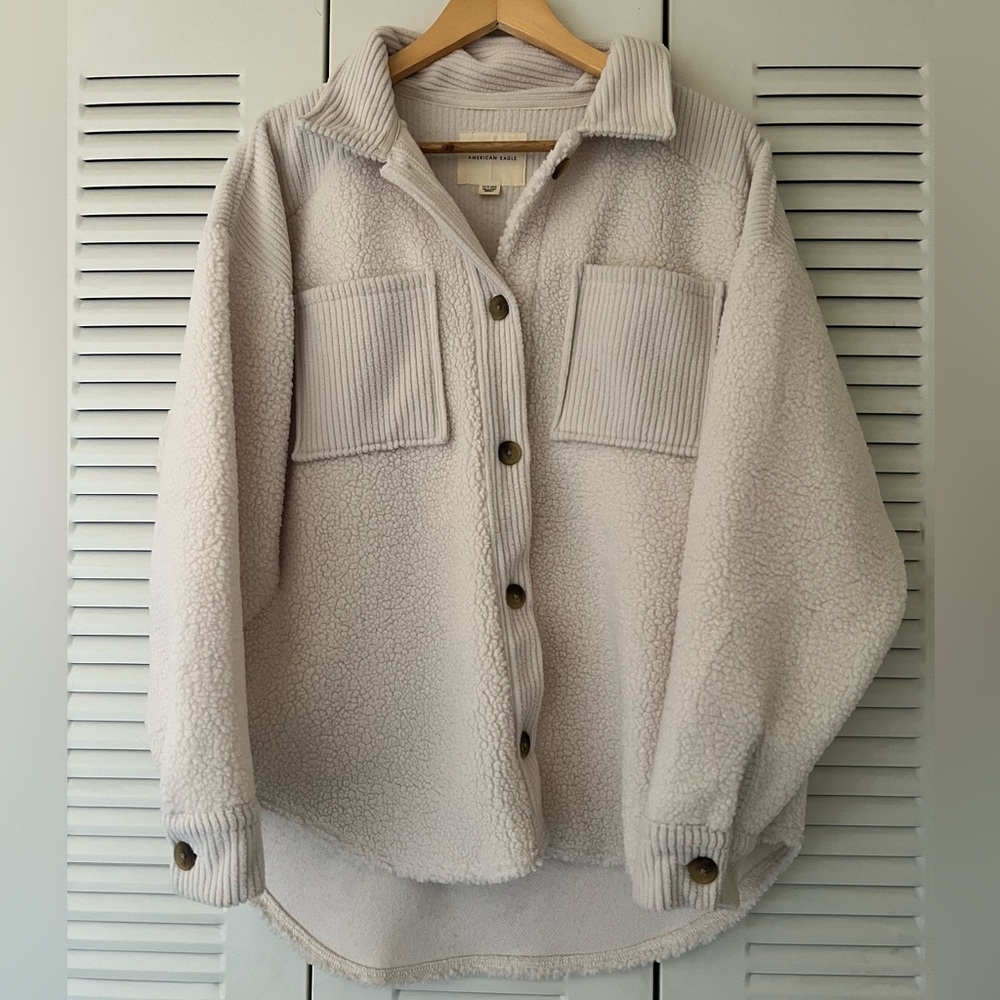 Women's American Eagle Cream Sherpa Jacket